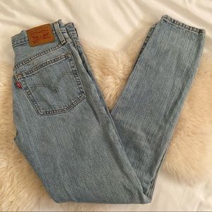 Levi’s 501 S Skinny High Rise Button Fly Jeans Size 25